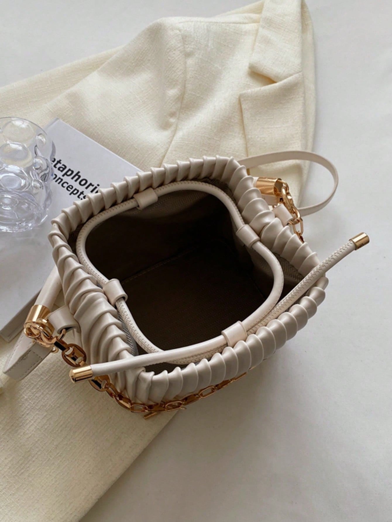 Handbag Pleated Bag Women  Fashion Chain Niche Bucket Bag Personality Shoulder Messenger Bag