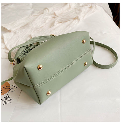 Western Style Messenger Bag – Fashionable One-Shoulder Handbag for Women